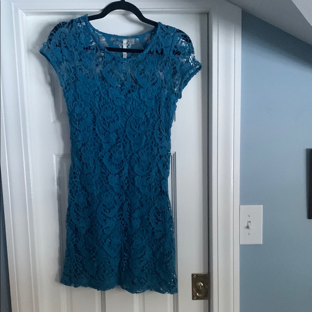 Elegant Blue Lace Dress